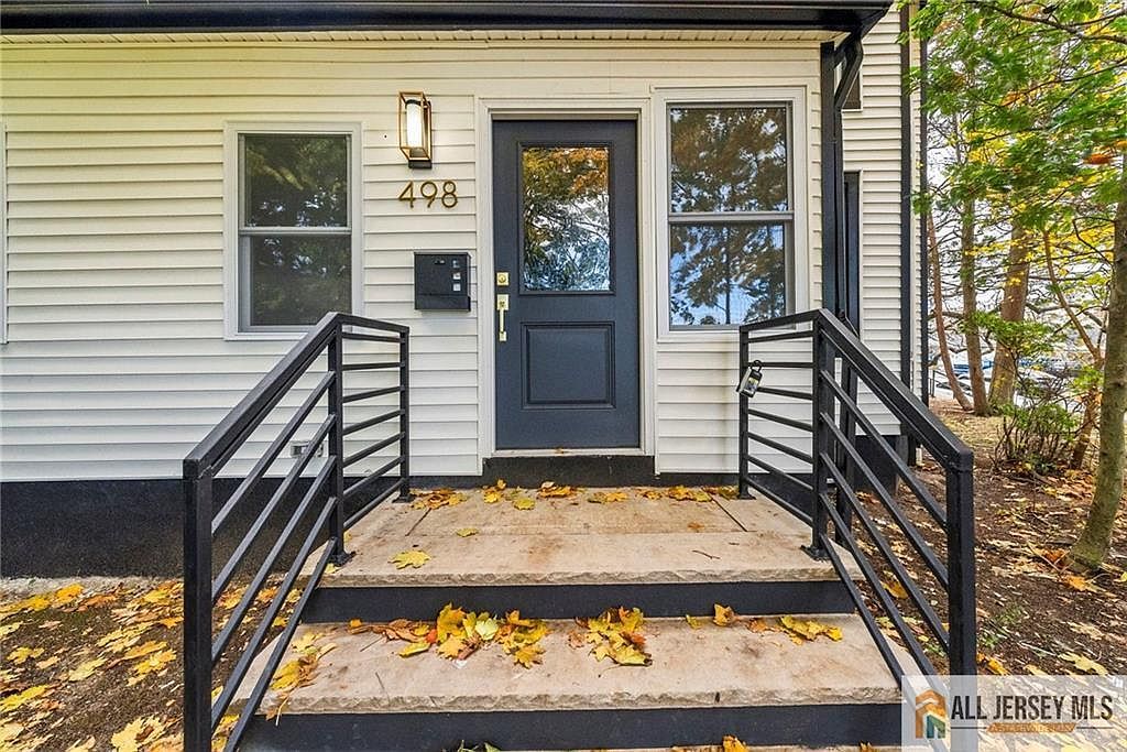 498 Alpine St South Amboy, NJ 08879 - Thumbnail 3