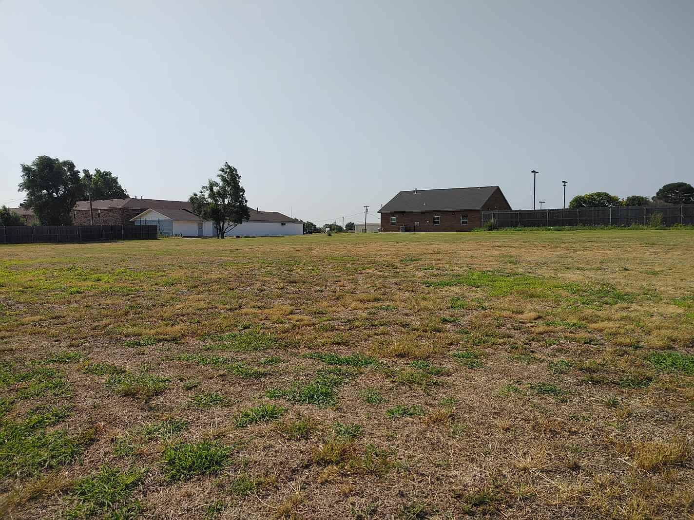 2700 Main St Woodward, OK 73801 - Thumbnail 3