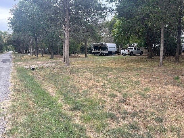 81 Old Shawnee Trail Dr Gordonville, TX 76245 - Thumbnail 3