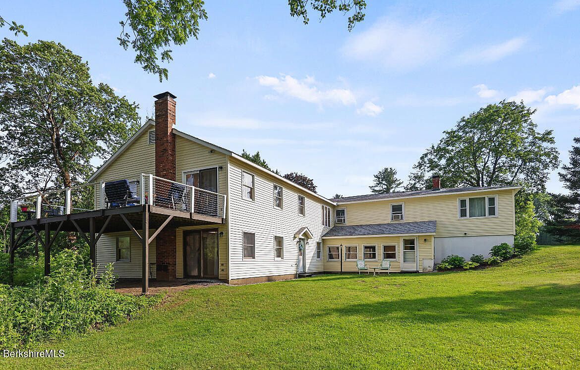 108 Berkshire Dr Williamstown, MA 01267 - Thumbnail 3