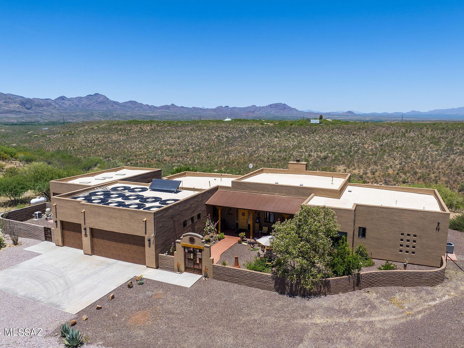 298 Camino Josefina Rio Rico, AZ 85648 - Thumbnail 3