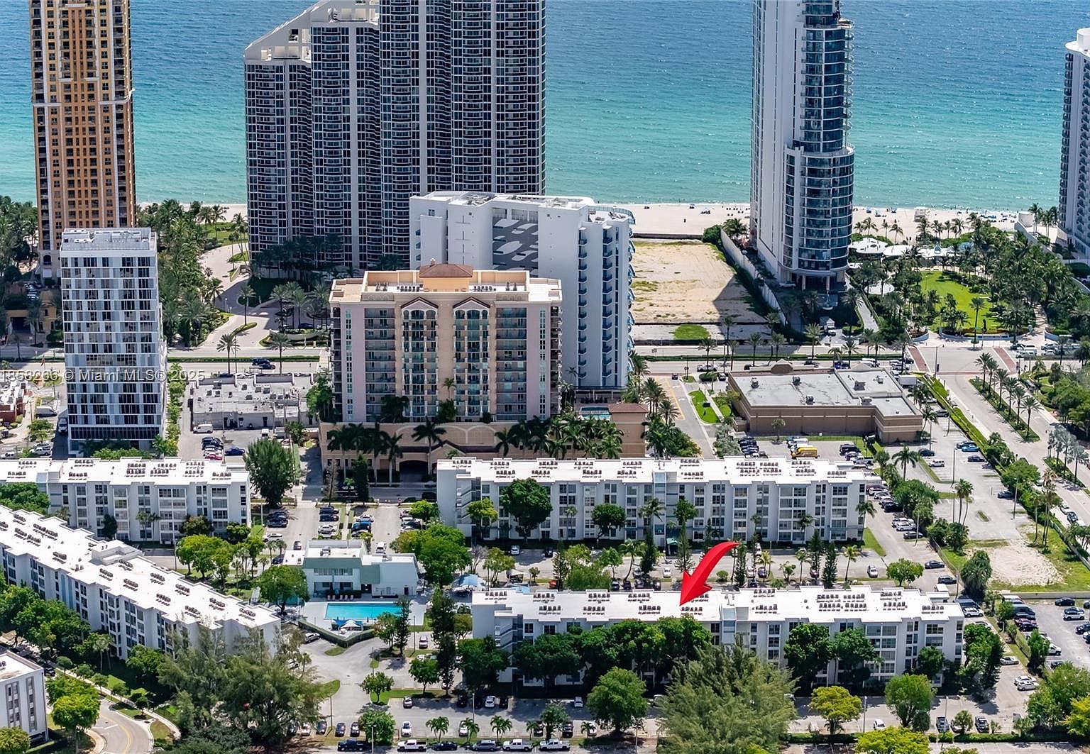 17570 Atlantic Blvd APT 318 Sunny Isles Beach, FL 33160 - Thumbnail 3