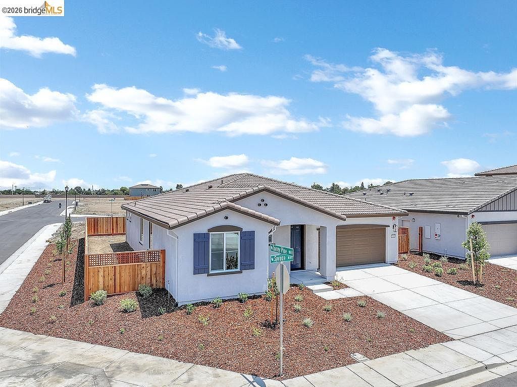 504 Spruce Way Oakley, CA 94561 - Thumbnail 3