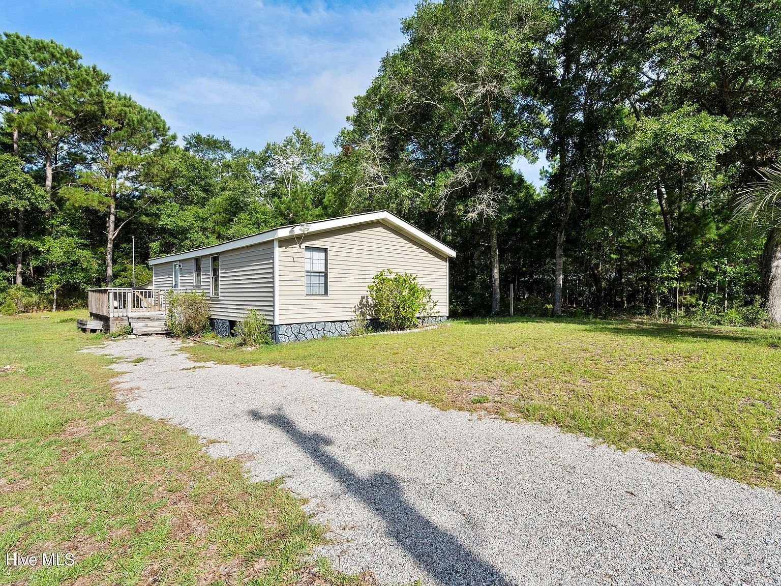 1586 W Kilbart Dr SW Ocean Isle Beach, NC 28469 - Thumbnail 3