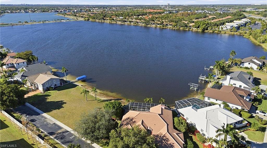 5090 Harborage Dr Fort Myers, FL 33908 - Thumbnail 3