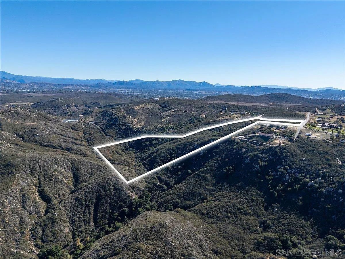 Hawkeye Downs Way #A70 Ramona, CA 92065 - Thumbnail 3