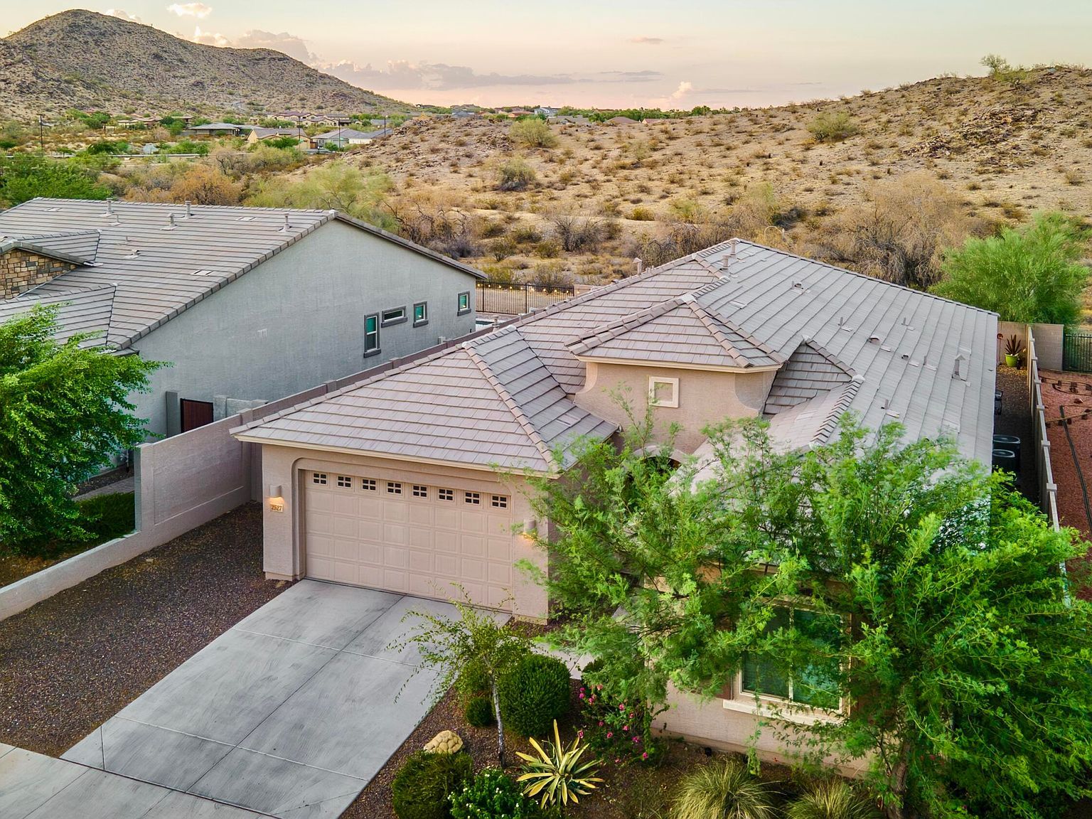 2527 N 212th Dr Buckeye, AZ 85396 - Thumbnail 3