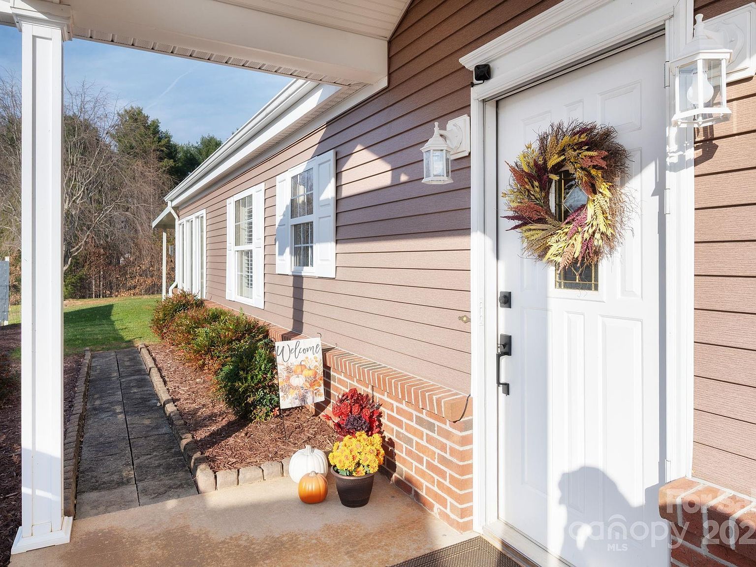 11C Heather Way Candler, NC 28715 - Thumbnail 3