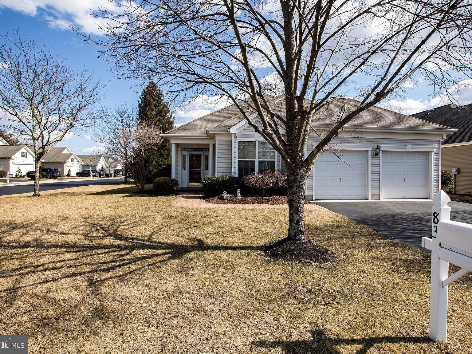 83 Huntington Dr Jackson, NJ 08527 - Thumbnail 3