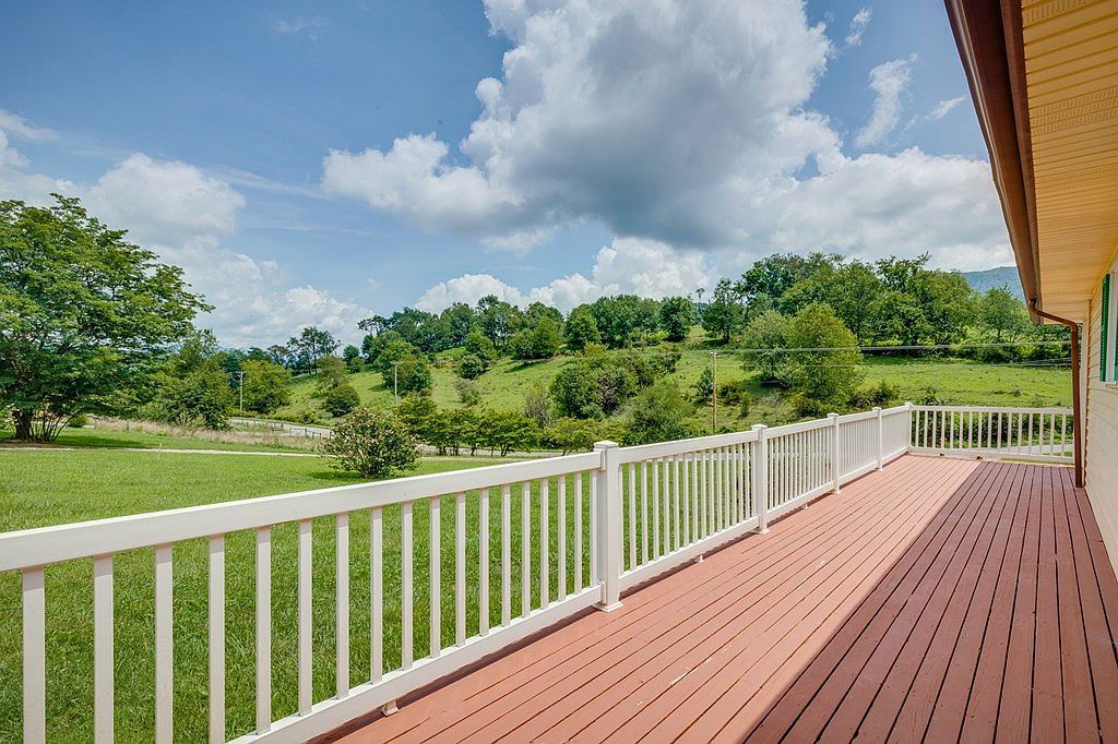 1151 Stonebruise Rd Lebanon, VA 24266 - Thumbnail 3