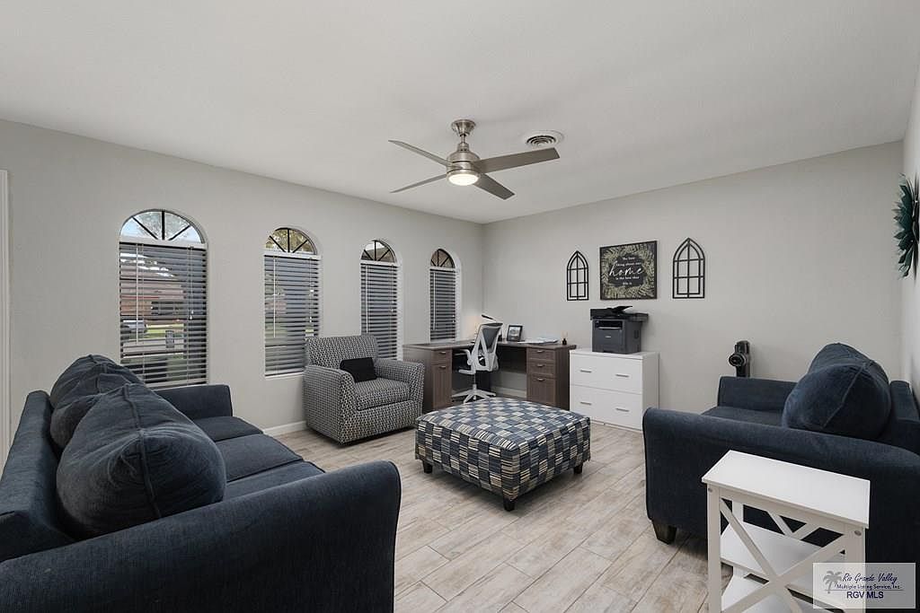 2822 Poinciana St Harlingen, TX 78550 - Thumbnail 3