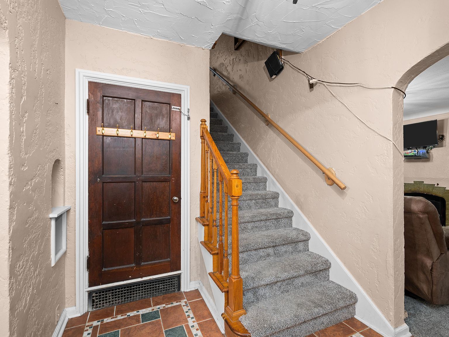 602 S 9th St Clinton, IA 52732 - Thumbnail 3