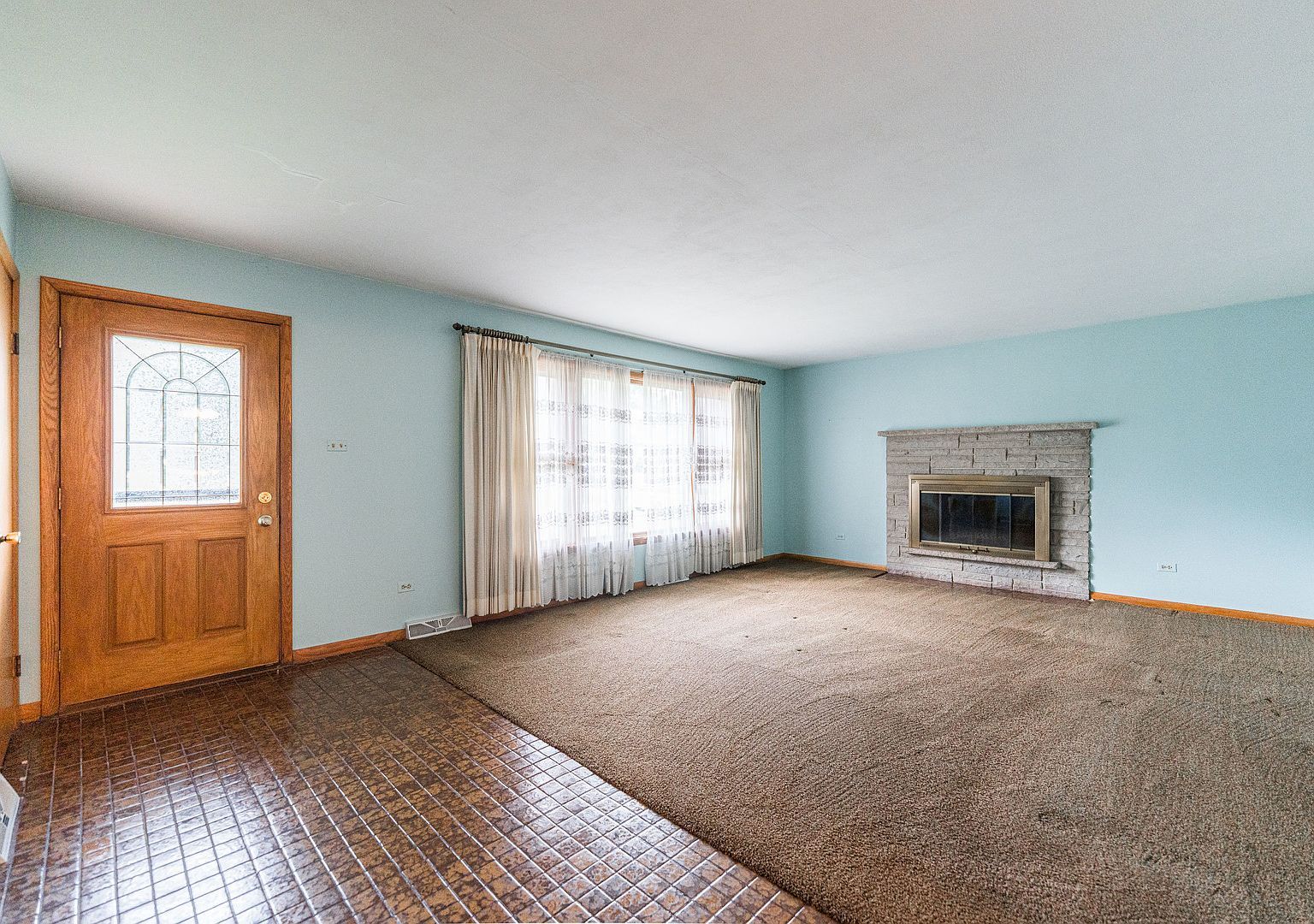 525 Bunning Dr Downers Grove, IL 60516 - Thumbnail 3