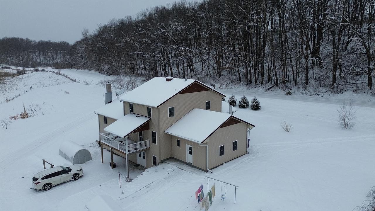 S6720 Eli Valley Rd Loganville, WI 53943 - Thumbnail 3