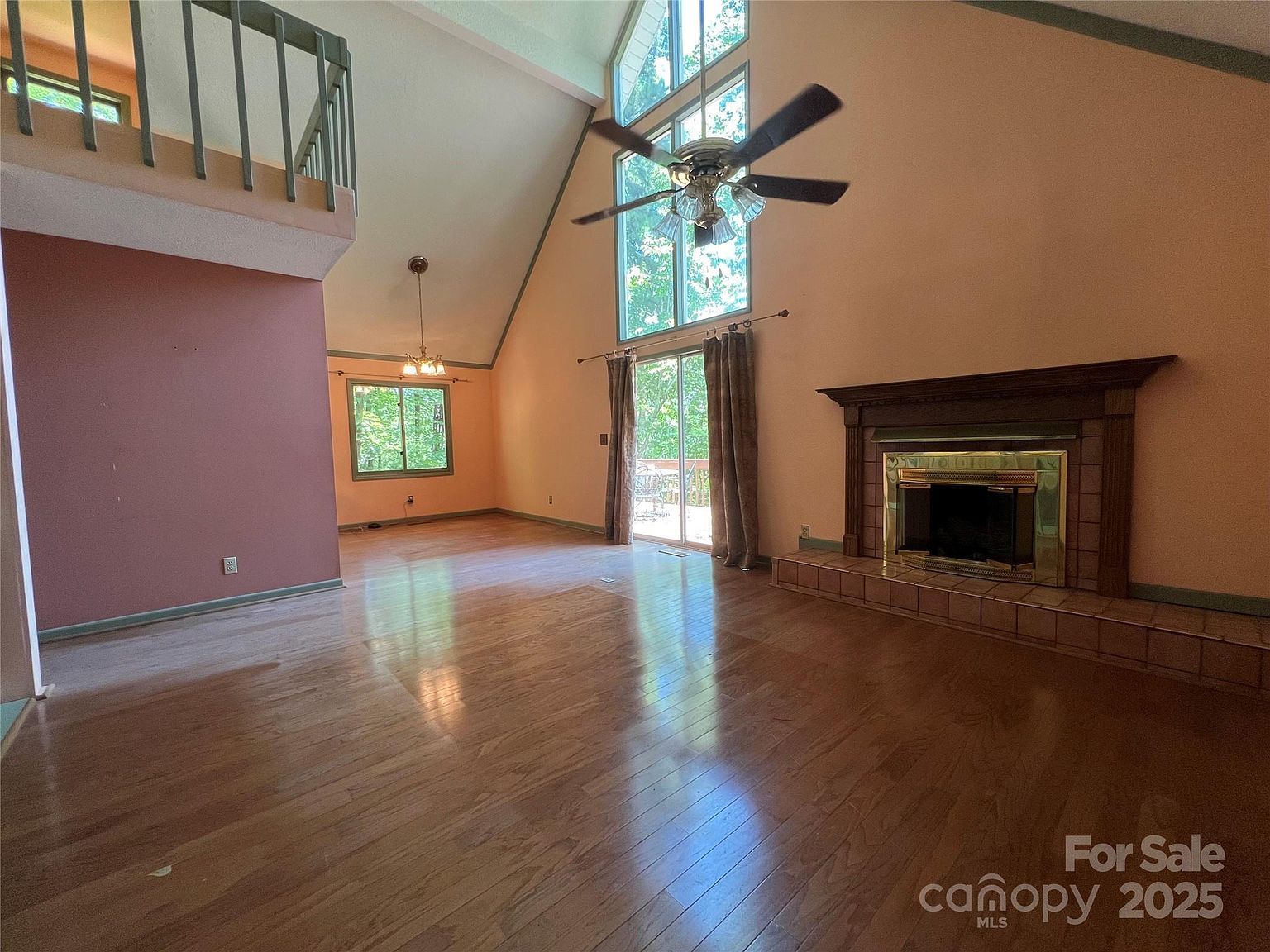 430 Laurel Heights Ln Tryon, NC 28782 - Thumbnail 3