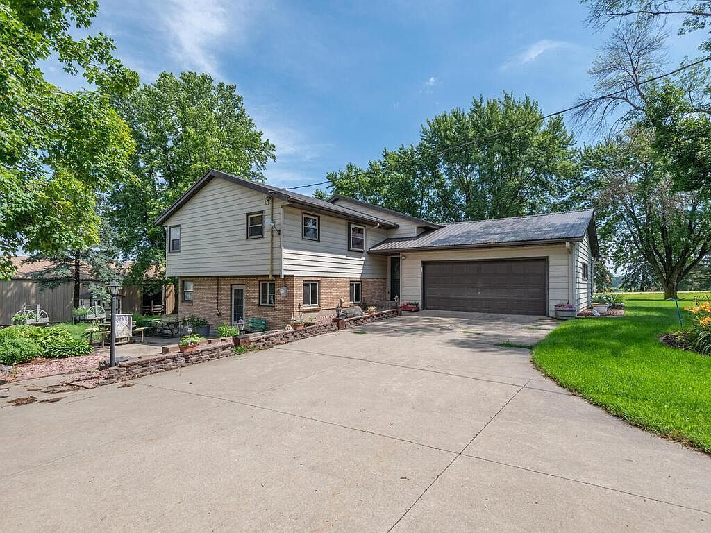 10460 County Road 50 Cologne, MN 55322 - Thumbnail 3