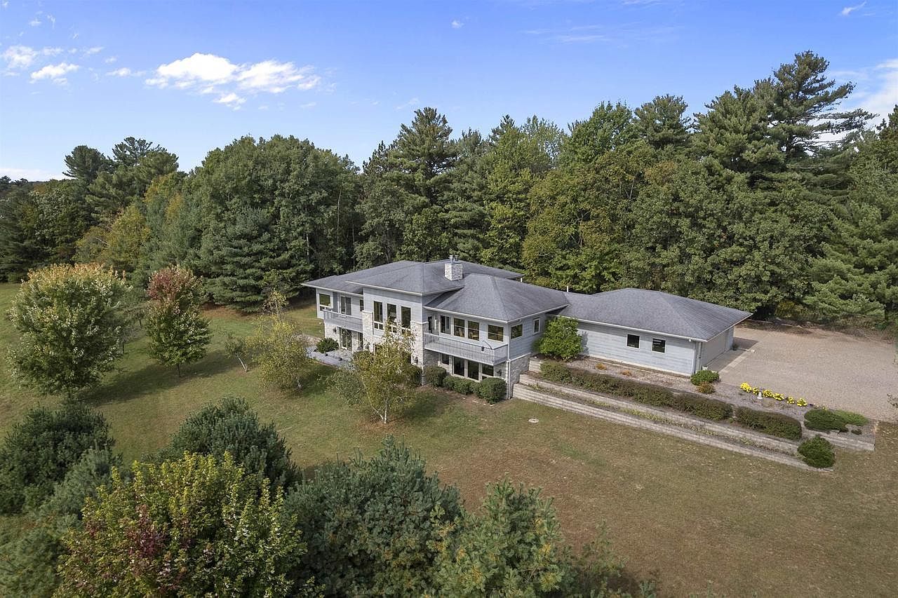 9364 Spring Creek Rd Amherst, WI 54406 - Thumbnail 3