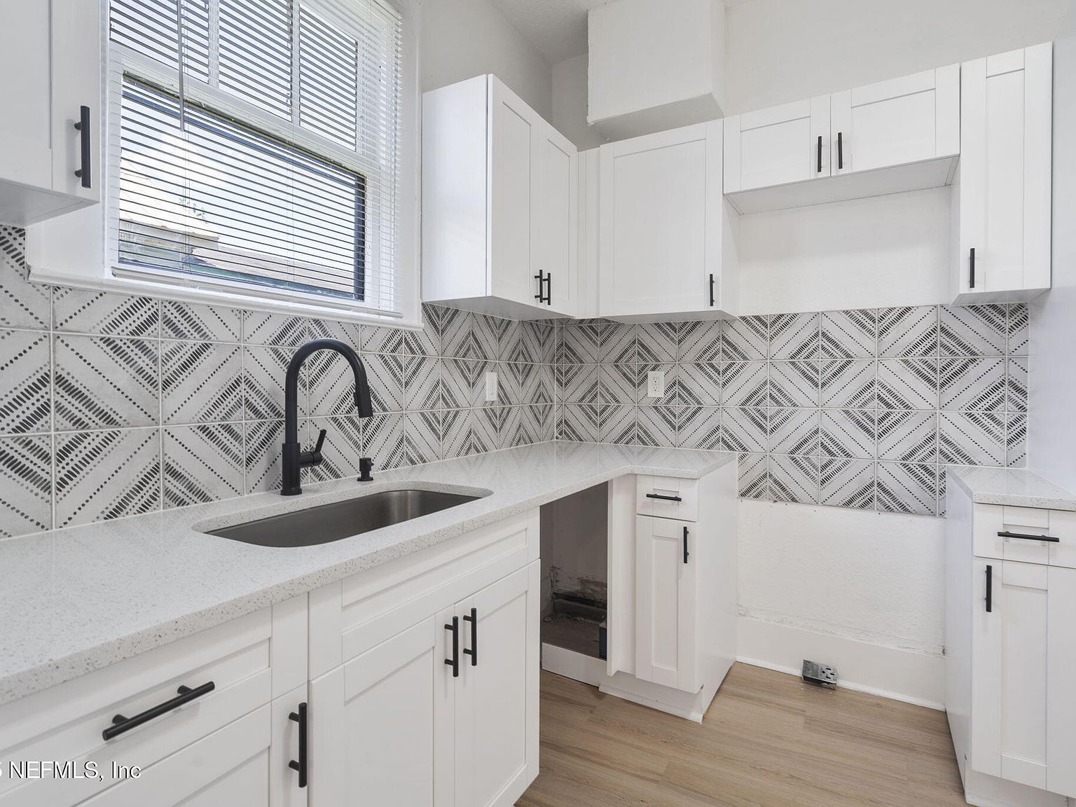 1642 W 30th St Jacksonville, FL 32209 - Thumbnail 3