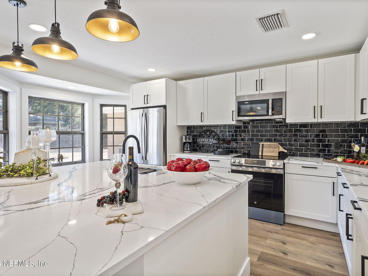 3715 Rustic Ln Jacksonville, FL 32217 - Thumbnail 3