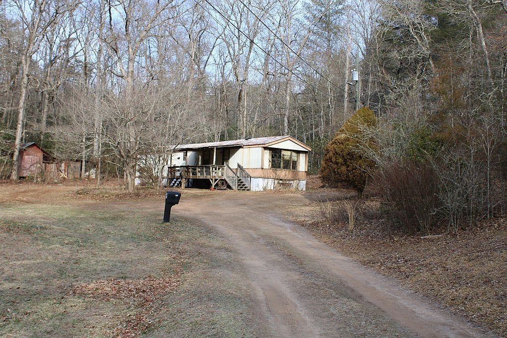 153 Breezy Oak Ln Franklin, NC 28734 - Thumbnail 3