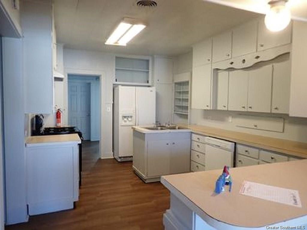 318 S Welty St Iowa, LA 70647 - Thumbnail 3