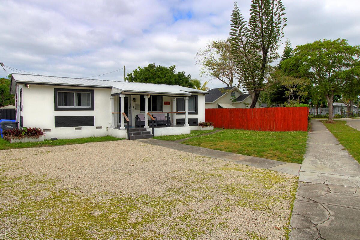 1324 N 24th Ave Hollywood, FL 33020 - Thumbnail 3