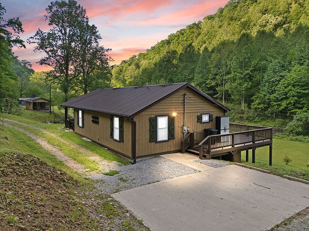 3887 Right Fork Maces Creek Rd Viper, KY 41774 - Thumbnail 3