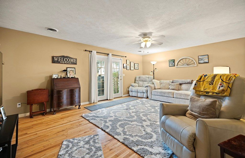 270 Rockaway St Hazard, KY 41701 - Thumbnail 3