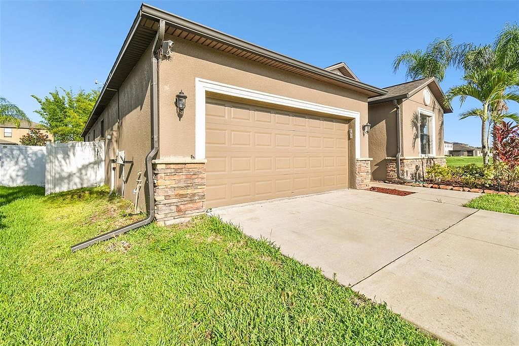 13201 Wellington Hills Dr Riverview, FL 33579 - Thumbnail 3