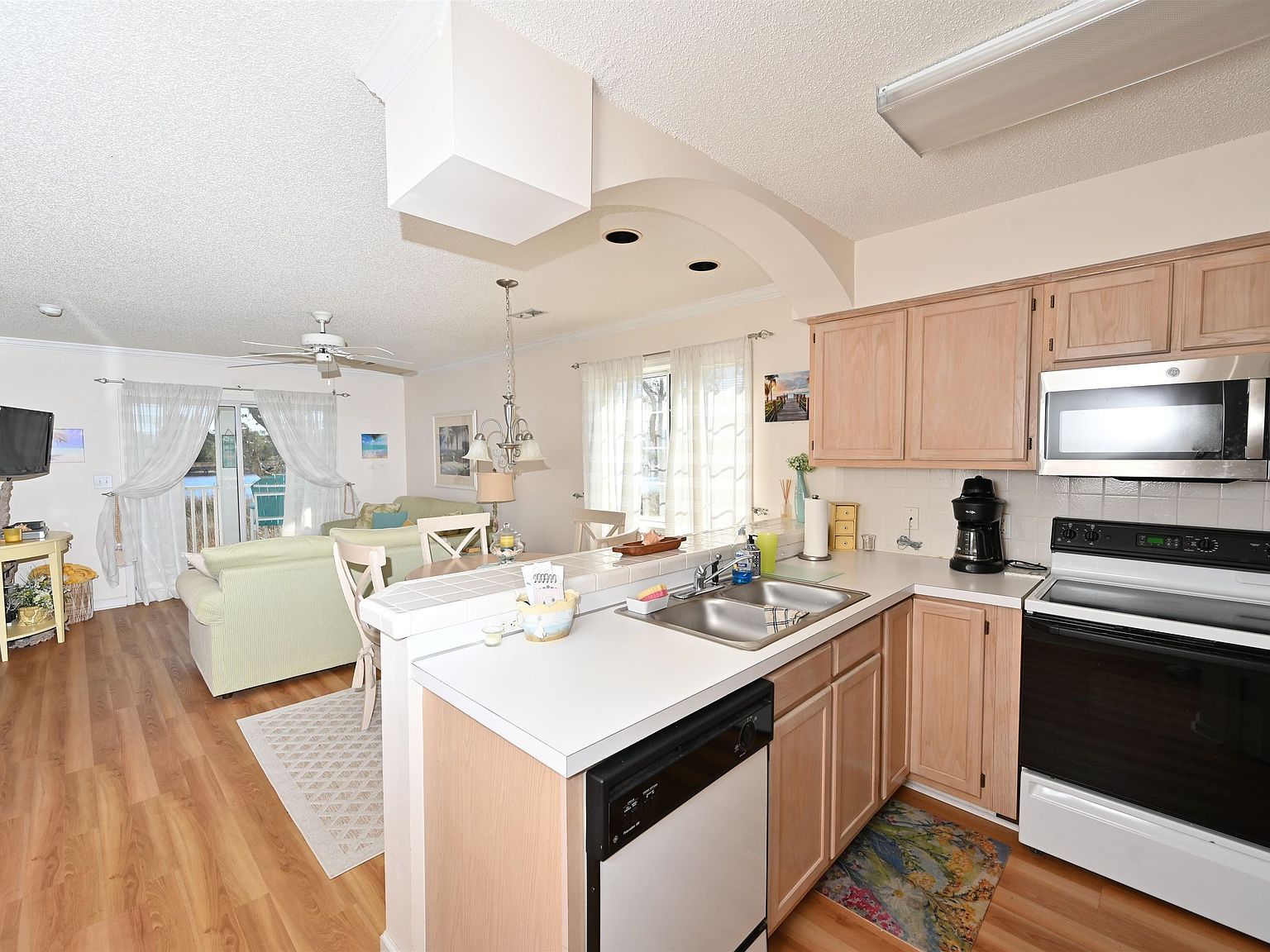 4616 Greenbriar Dr APT H3 Little River, SC 29566 - Thumbnail 3