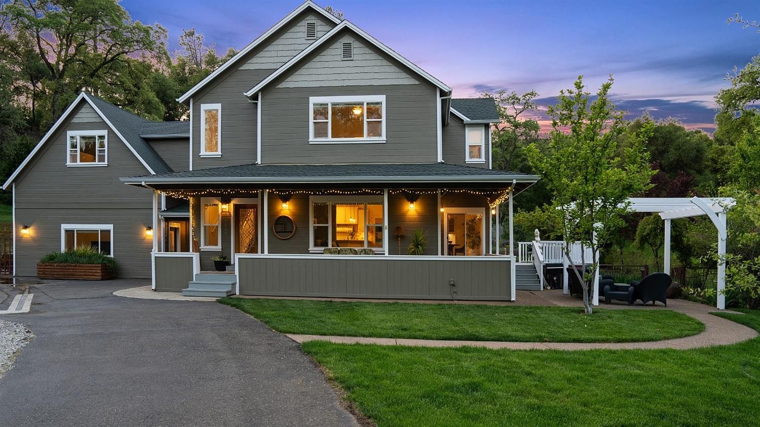 12860 Locust Ln Sutter Creek, CA 95685 - Thumbnail 3