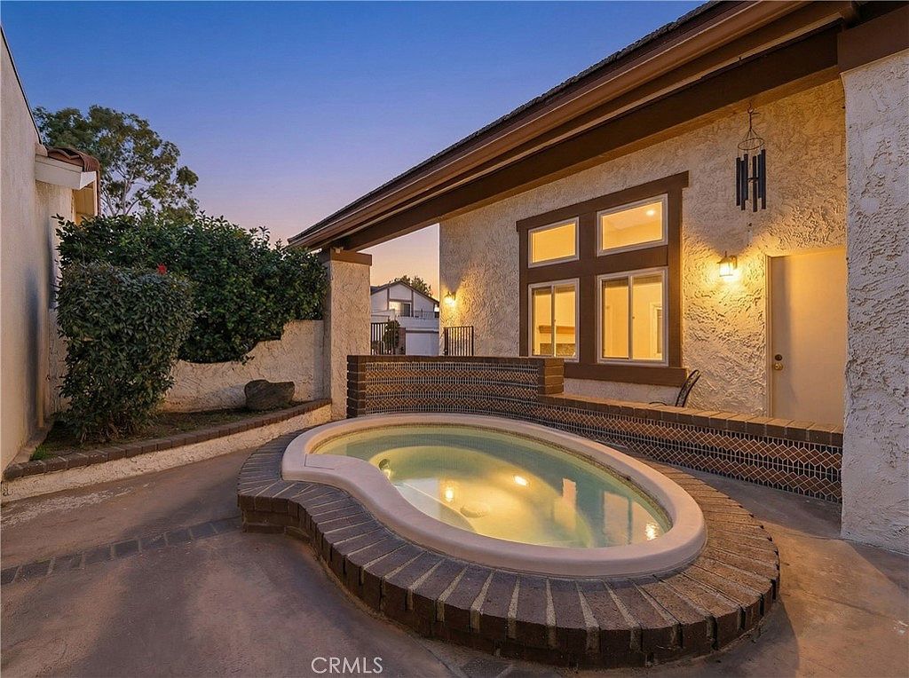 11390 Nantucket Ct Cypress, CA 90630 - Thumbnail 3