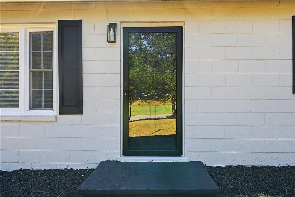 761 W 5th St Chase City, VA 23924 - Thumbnail 3