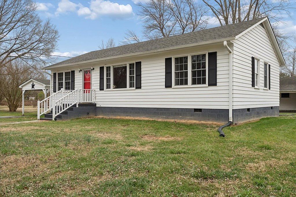 1056 Macdonald Rd Scottsburg, VA 24589 - Thumbnail 3