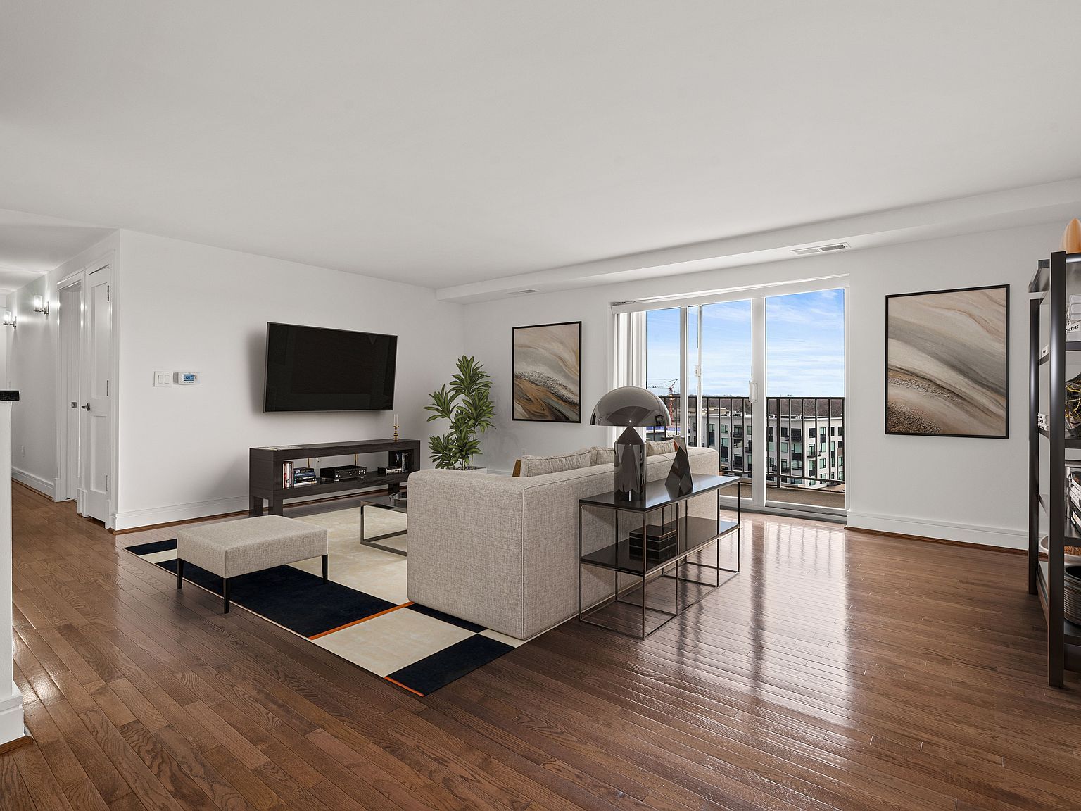 411 S Old Woodward Ave UNIT 924 Birmingham, MI 48009 - Thumbnail 3