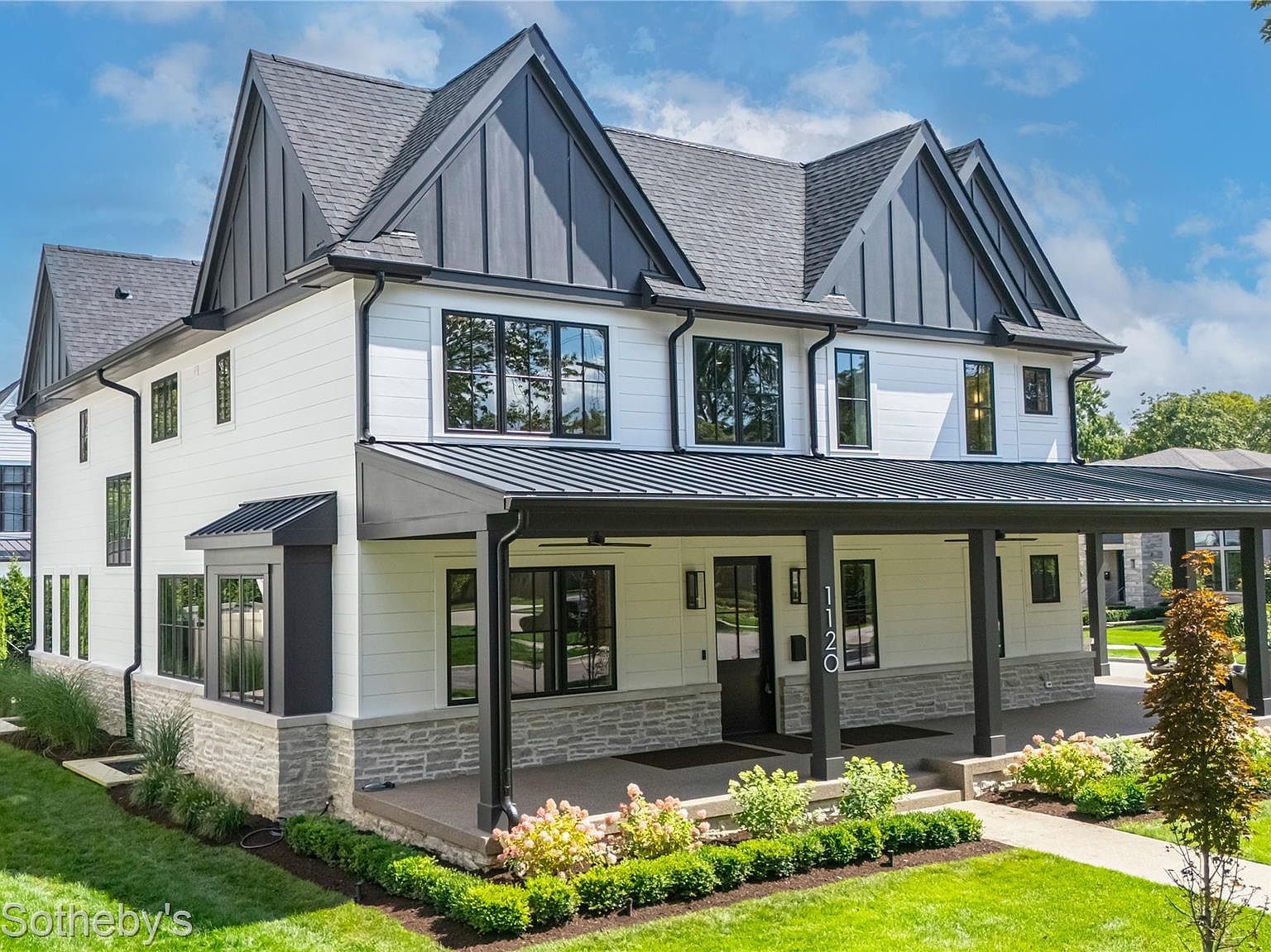 1120 Lyonhurst St Birmingham, MI 48009 - Thumbnail 3