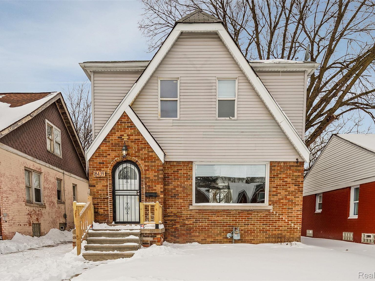 18439 Alcoy St Detroit, MI 48205 - Thumbnail 3