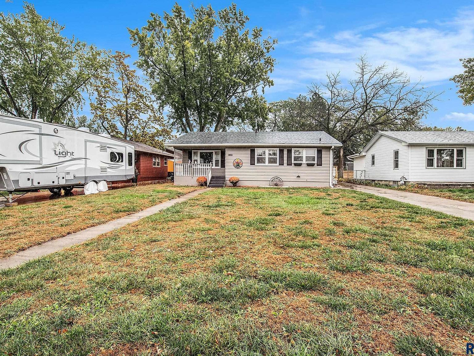 1802 Cedar St Yankton, SD 57078 - Thumbnail 3