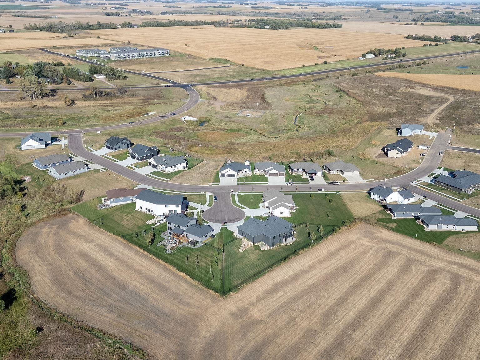 1012 Tortuga Ave Hartford, SD 57033 - Thumbnail 3