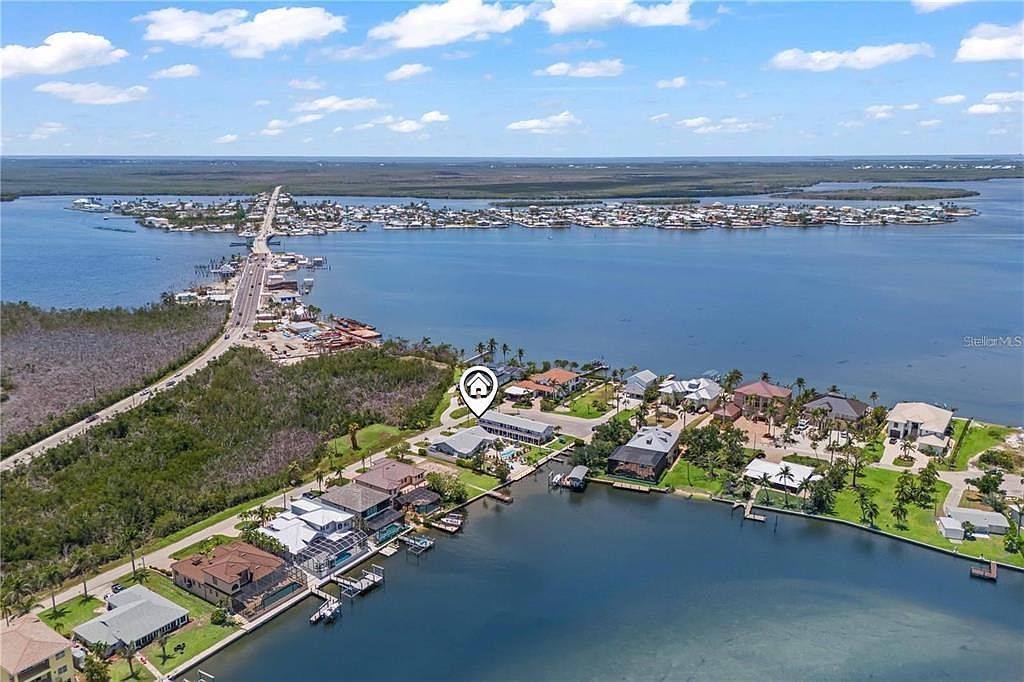 (Undisclosed Address) Cape Coral, FL 33993 - Thumbnail 3