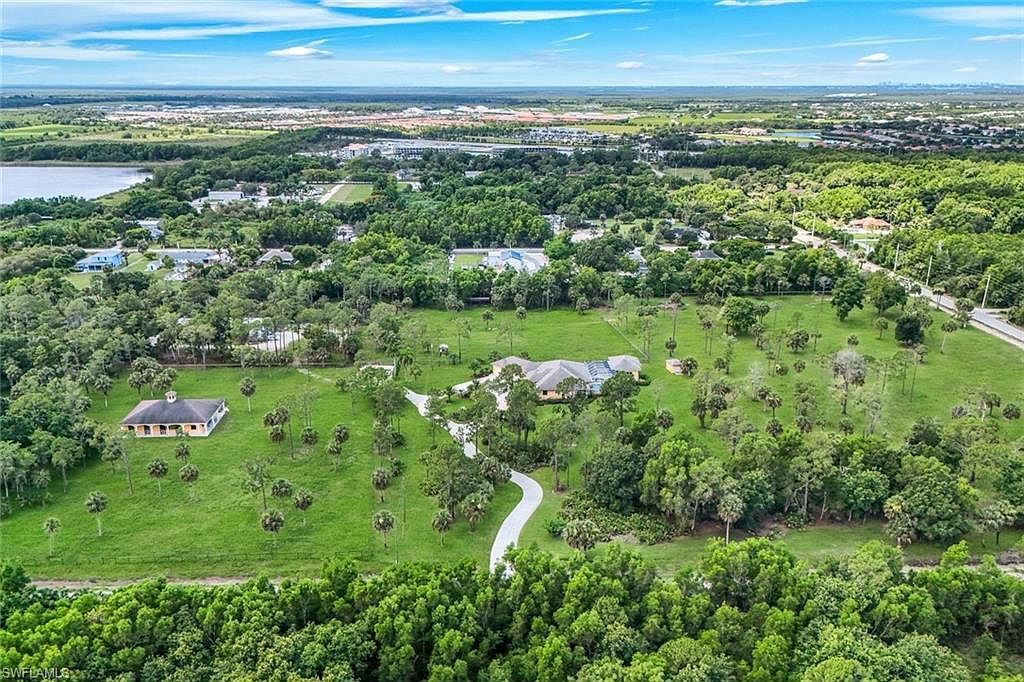 14600 Fritchey RD Naples, FL 34114 - Thumbnail 3