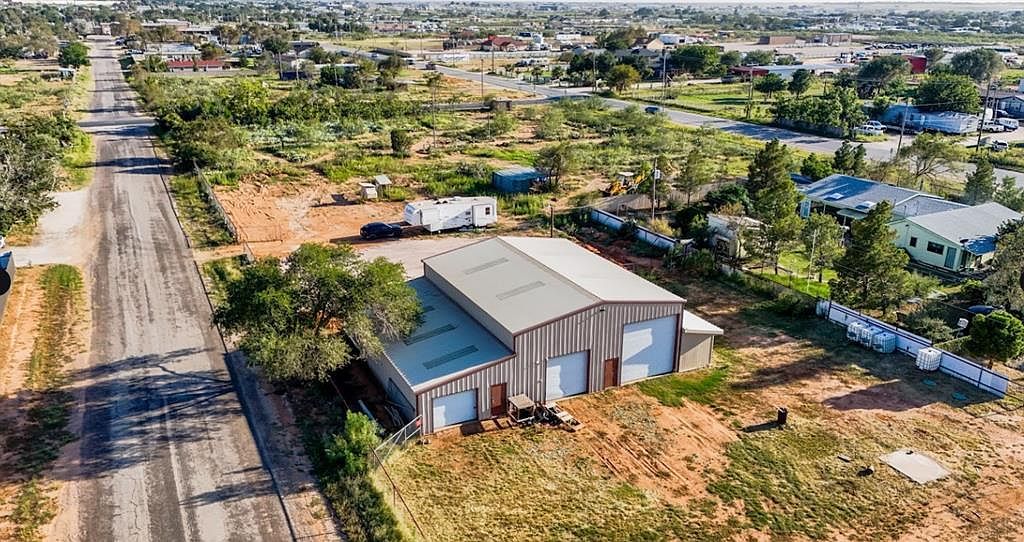 2811 S County Road 1200 Midland, TX 79706 - Thumbnail 3