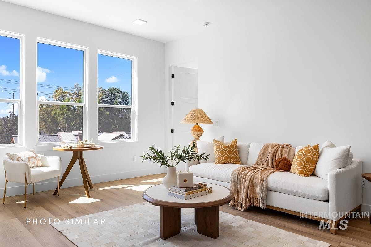 55 E State St #203 Eagle, ID 83616 - Thumbnail 3