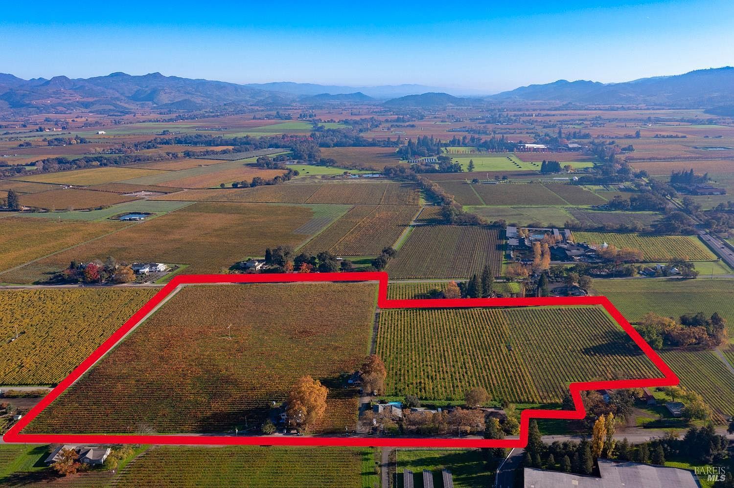 1135 Galleron Ln Saint Helena, CA 94574 - Thumbnail 3