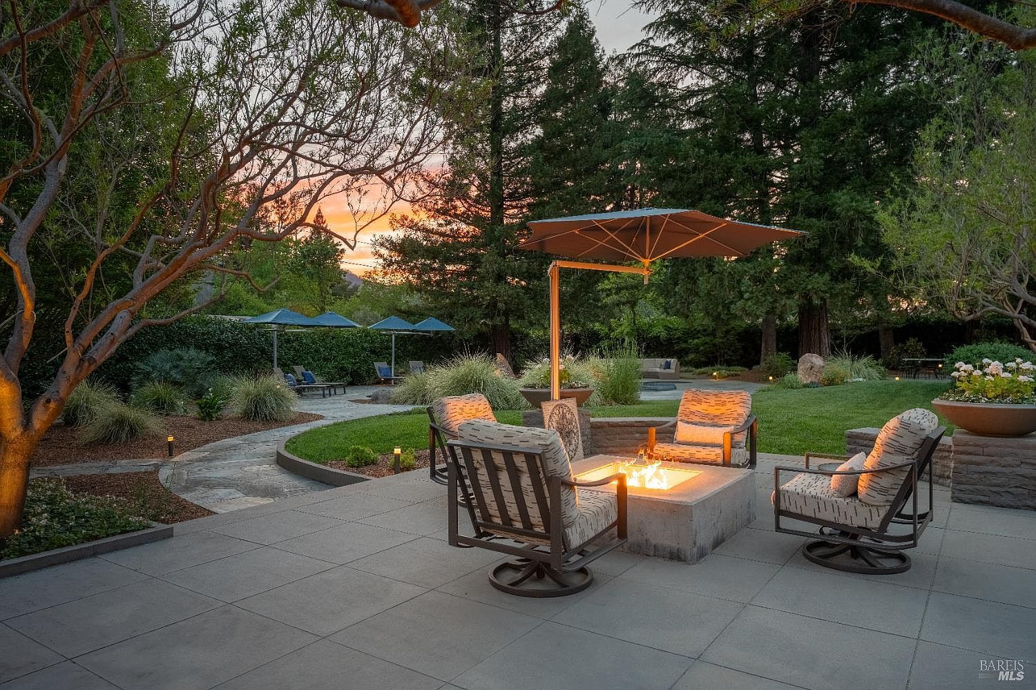 1670 Cabernet Ln Saint Helena, CA 94574 - Thumbnail 3