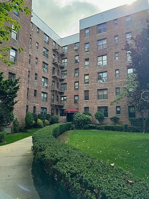 2251 Plumb 1 St #5G Brooklyn, NY 11229 - Thumbnail 3