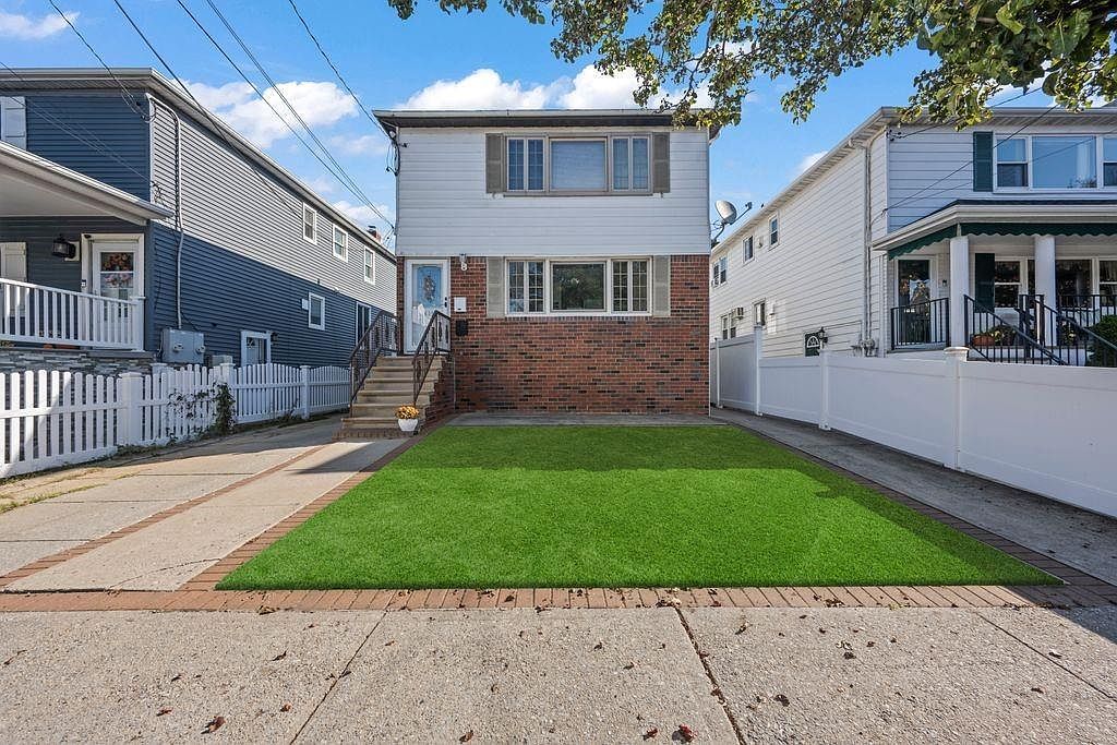 454 Beach 122nd St Far Rockaway, NY 11694 - Thumbnail 3