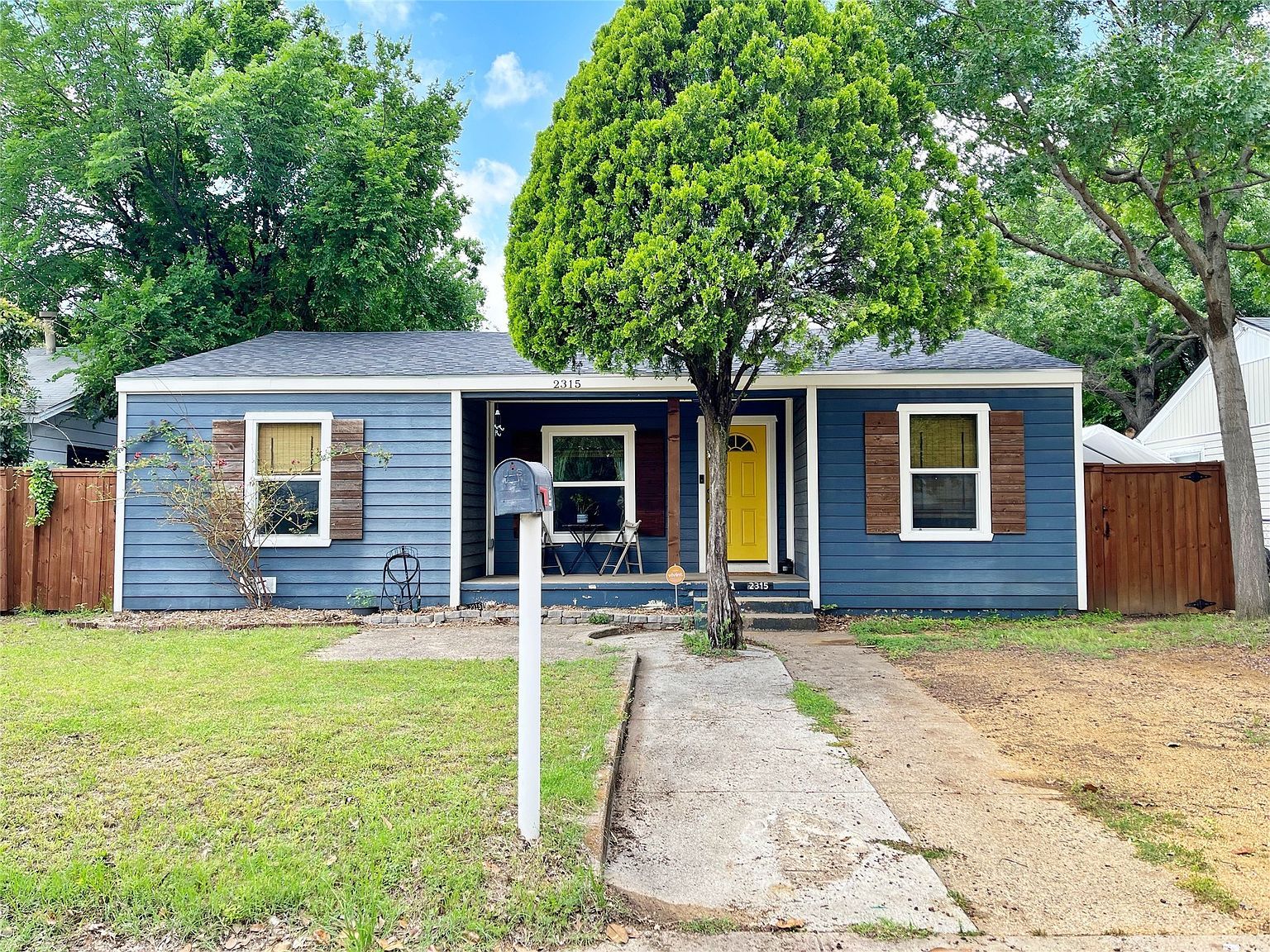 2315 Boyd St Dallas, TX 75224 - Thumbnail 3