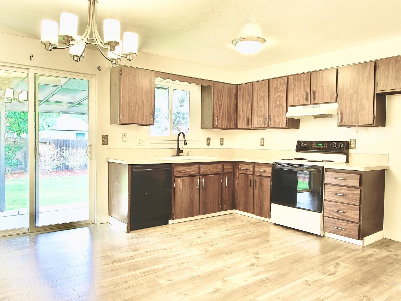 2691 N Camden Ave Boise, ID 83704 - Thumbnail 3