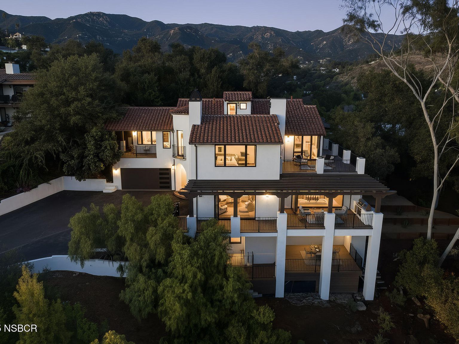 210 Las Alturas Rd Santa Barbara, CA 93103 - Thumbnail 3